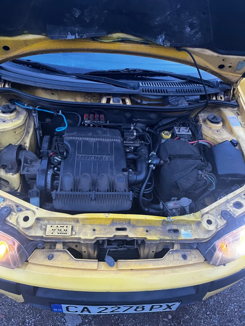 Fiat Punto 1.2 16v Клима, снимка 8 - Автомобили и джипове - 52730850