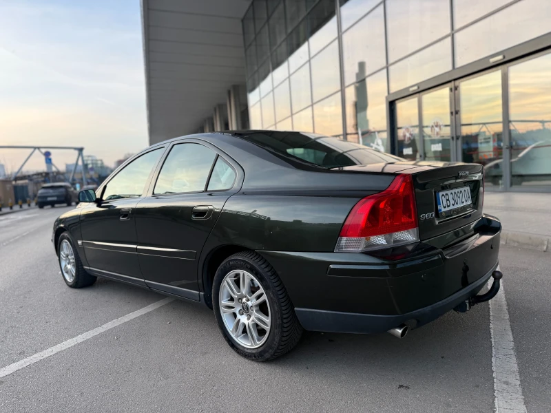 Volvo S60 2.4i 140к.с. Кожа/Подгрев, снимка 3 - Автомобили и джипове - 52845545