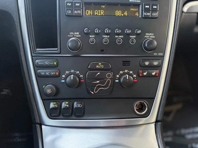 Volvo S60 2.4i 140к.с. Кожа/Подгрев, снимка 12 - Автомобили и джипове - 52845545