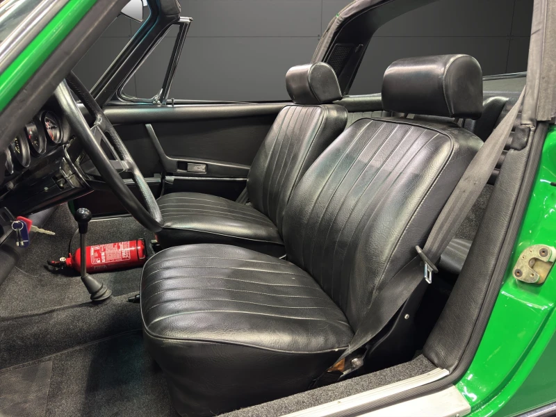 Porsche 911 T, снимка 9 - Автомобили и джипове - 52877604