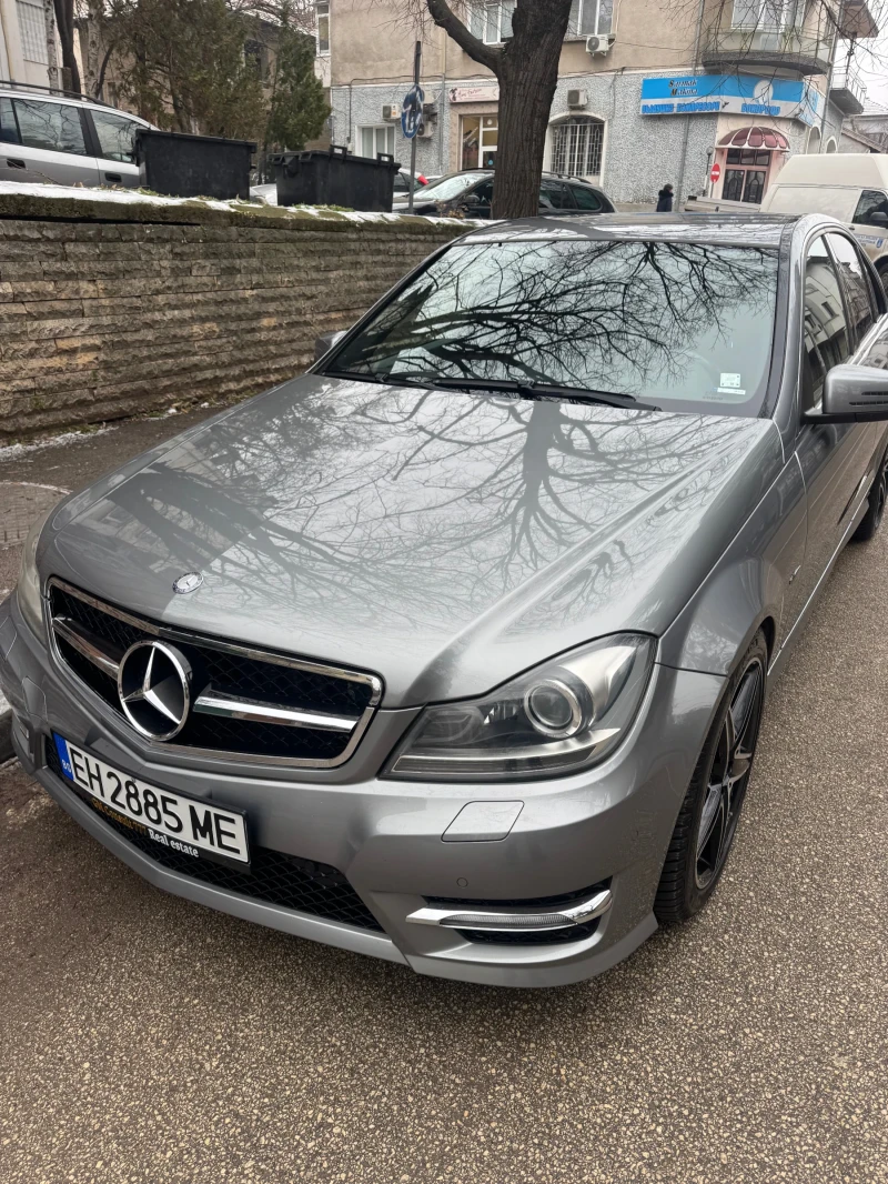 Mercedes-Benz C 350 Amg 4 matic, снимка 4 - Автомобили и джипове - 53202202