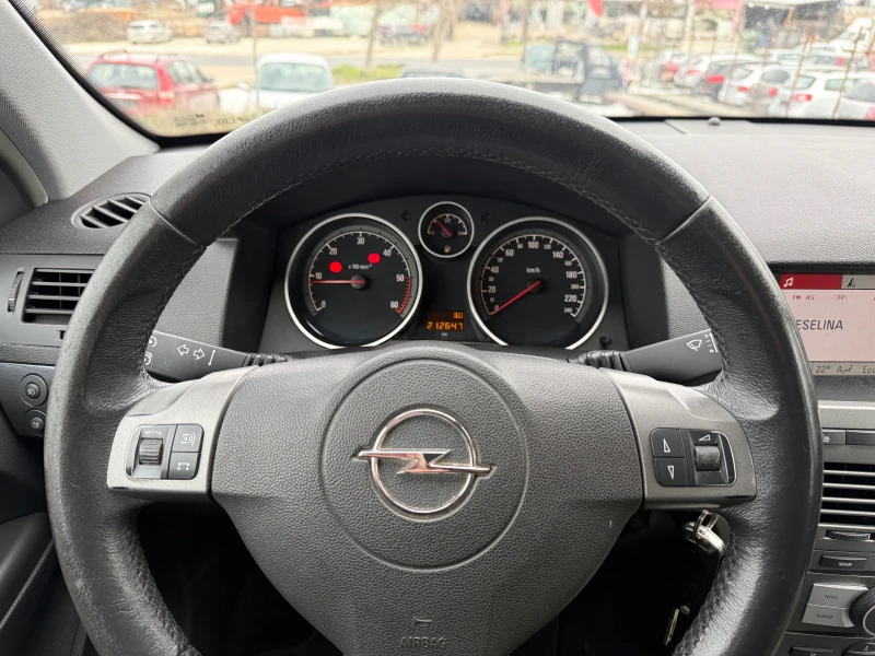 Opel Astra 1.9cdti 150кс 210000км, снимка 11 - Автомобили и джипове - 53434079