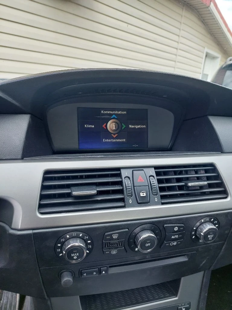 BMW 523 523i , снимка 4 - Автомобили и джипове - 53845135