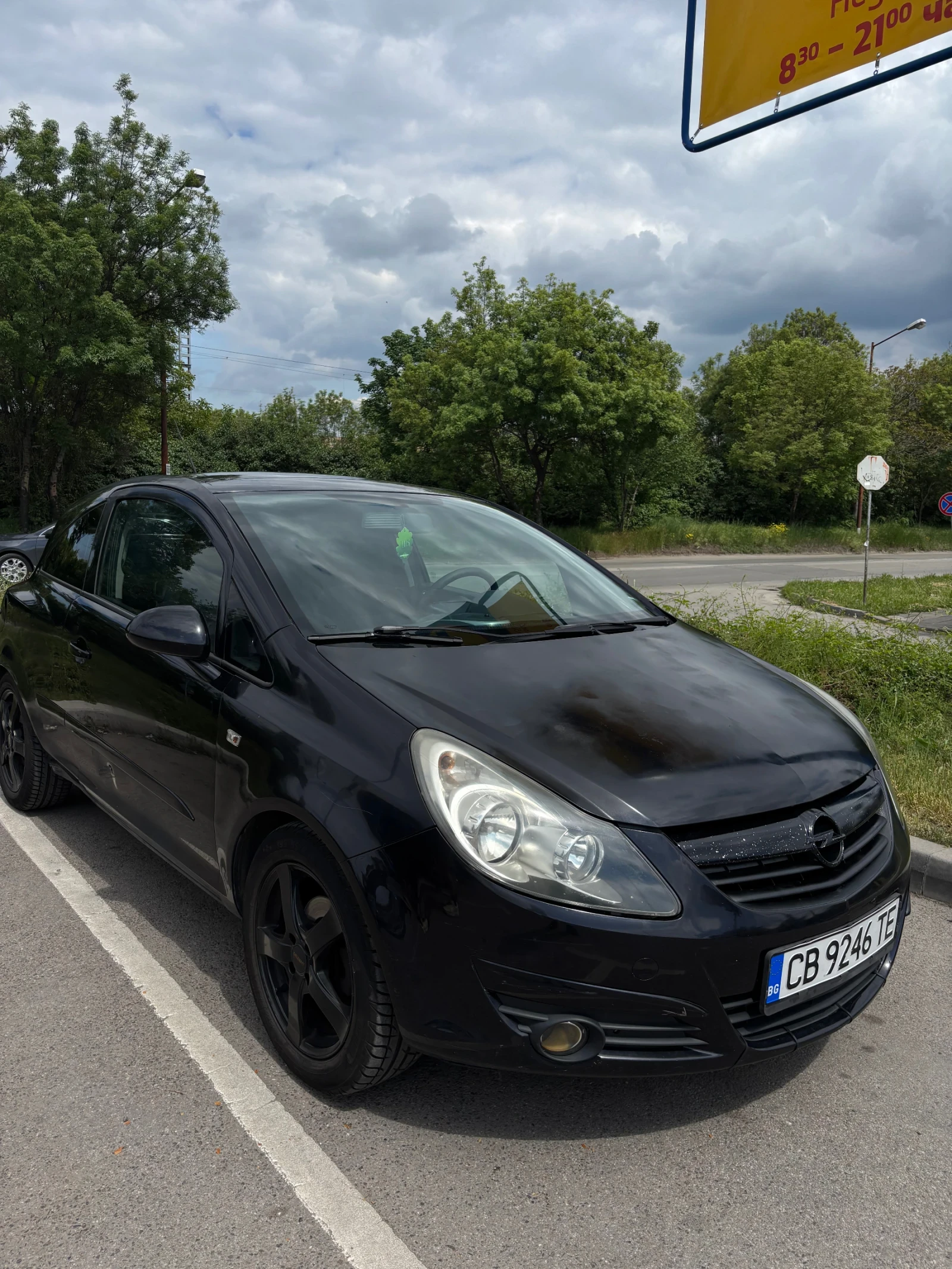 Opel Corsa Заводска газ, обслужен, снимка 1