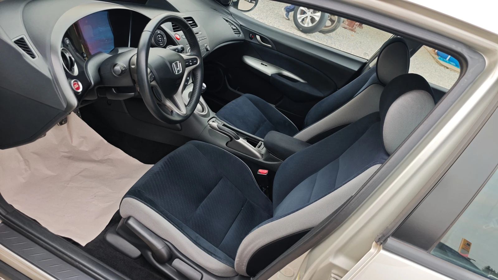 Honda Civic  04..2025 | Mobile.bg   13