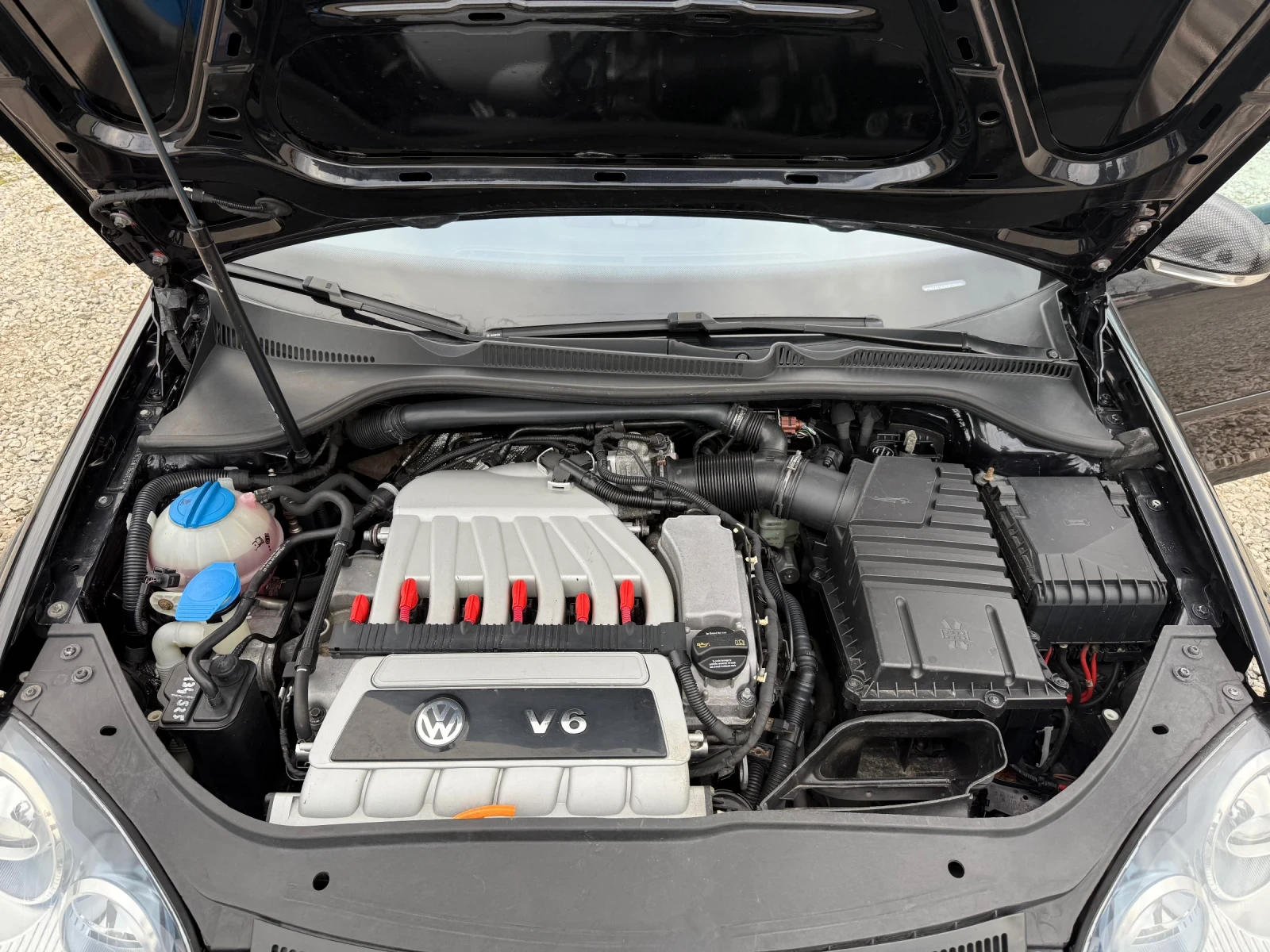 VW Golf R32-250PS-4X4-DSG | Mobile.bg — изображение 15