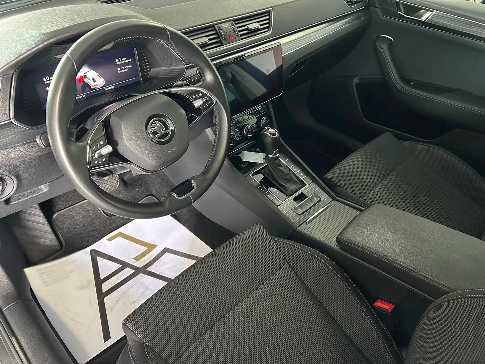 Skoda Superb 2.0/200HP/STYLE/DSG/NAVI/360/MATRIX/AMBI/684v - изображение 2