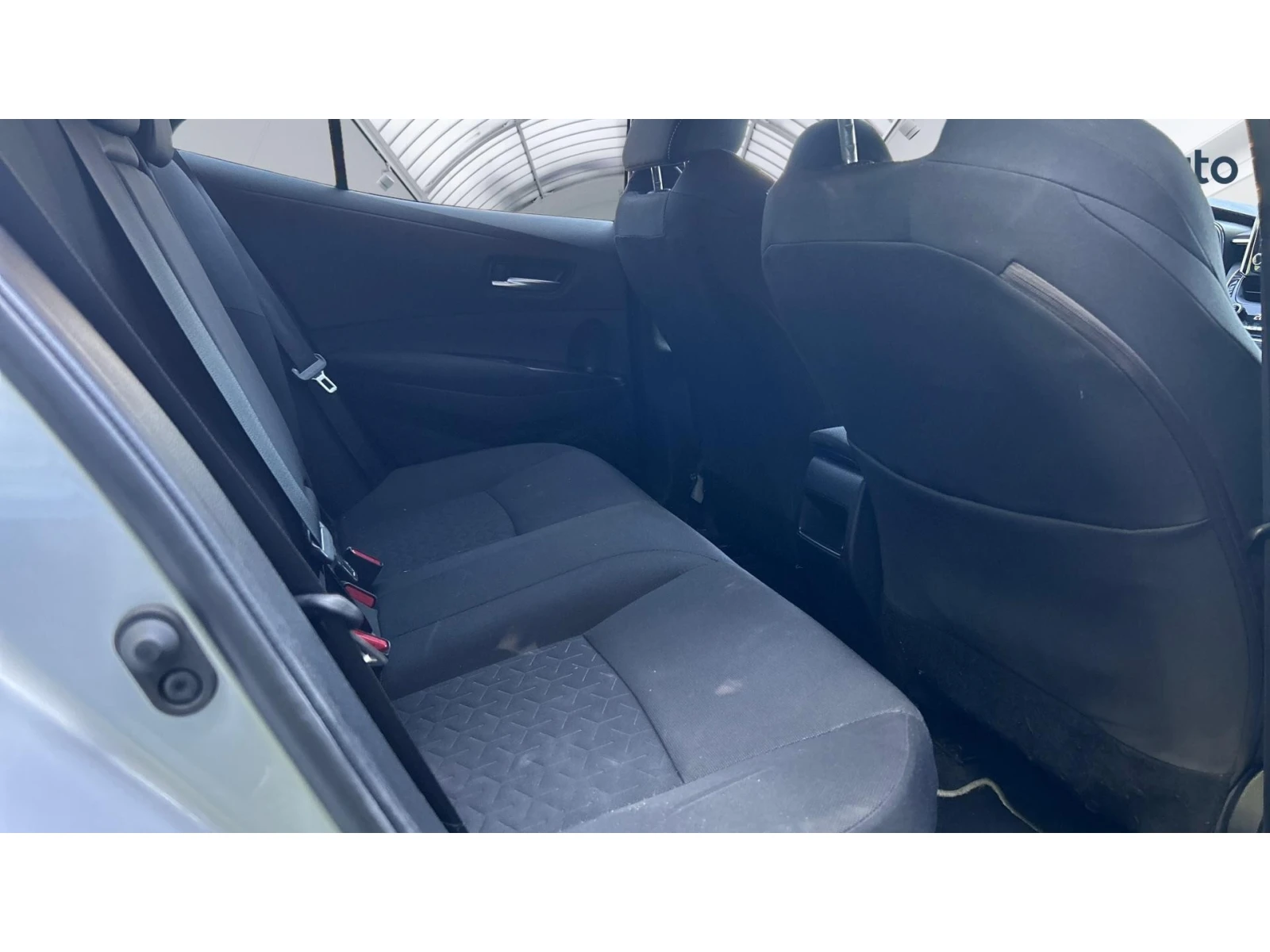 Toyota Corolla 1.8 HSD, Месечна вноска от 444 лв. - изображение 10