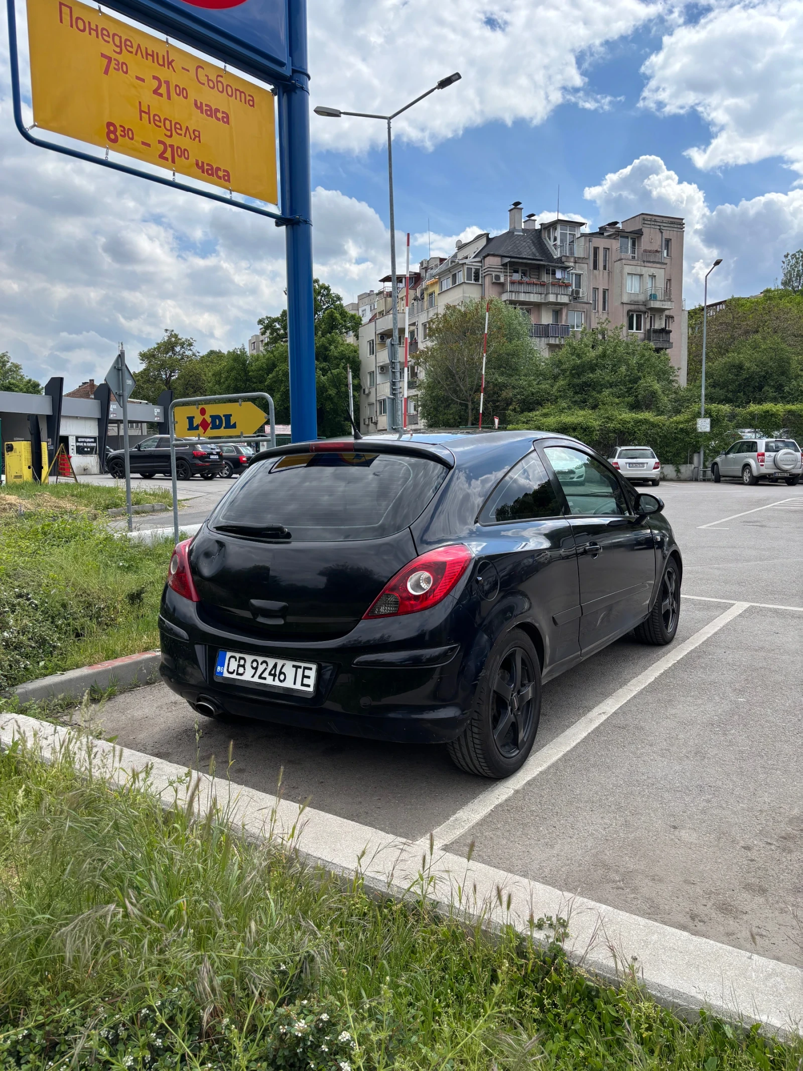 Opel Corsa Заводска газ, обслужен - изображение 6