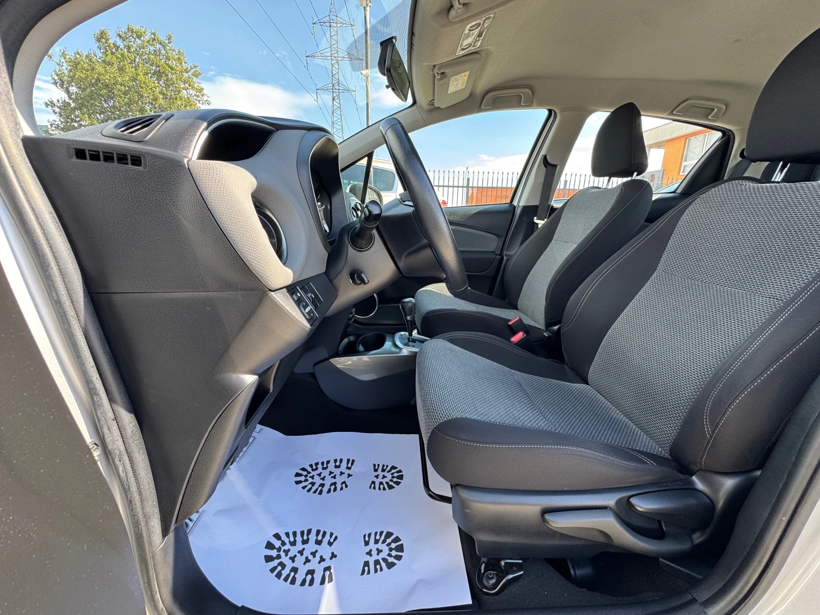 Toyota Yaris 1.5i-HIBRID-AVTOMAT- - изображение 9