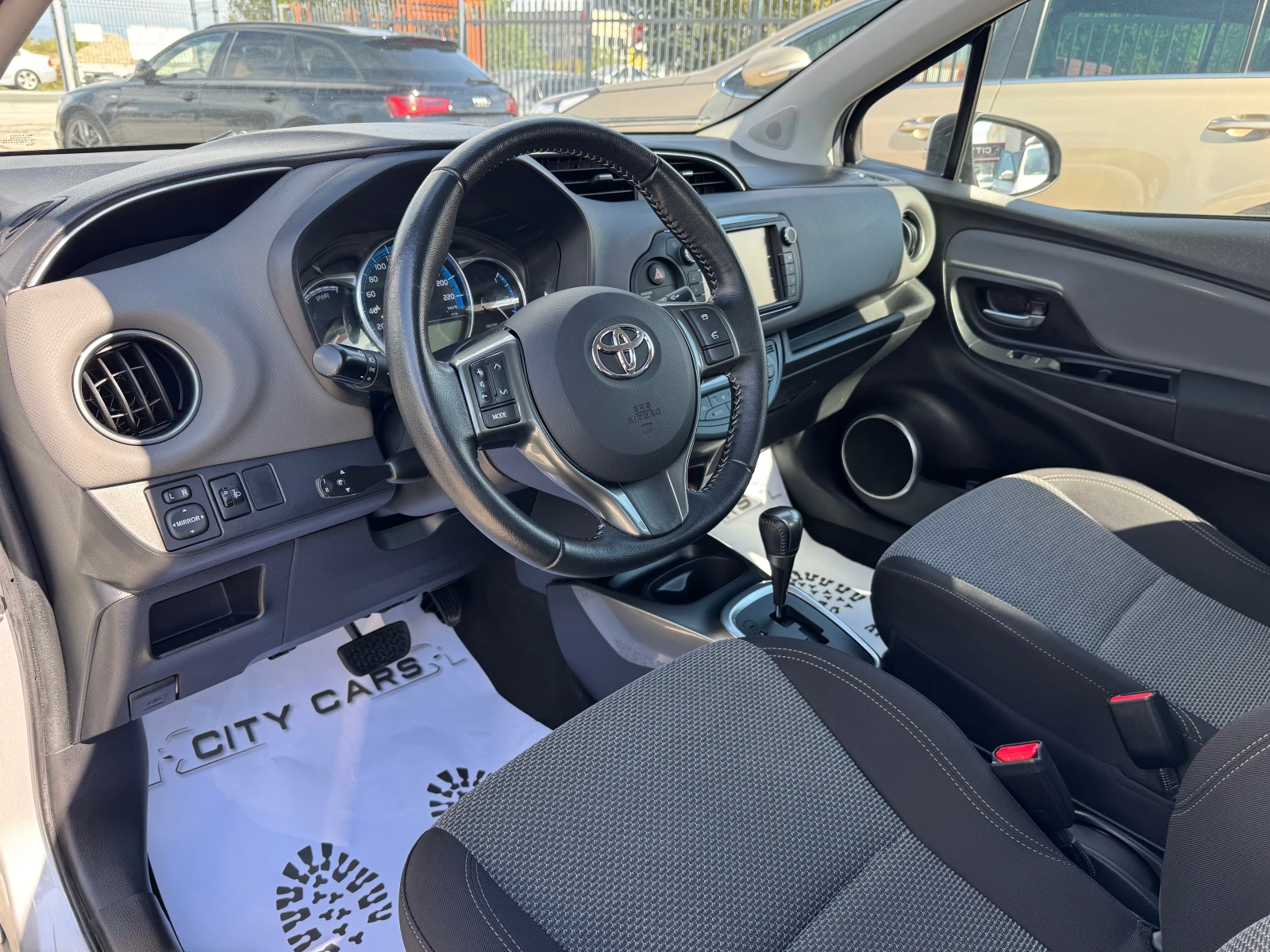 Toyota Yaris 1.5i-HIBRID-AVTOMAT- - изображение 7
