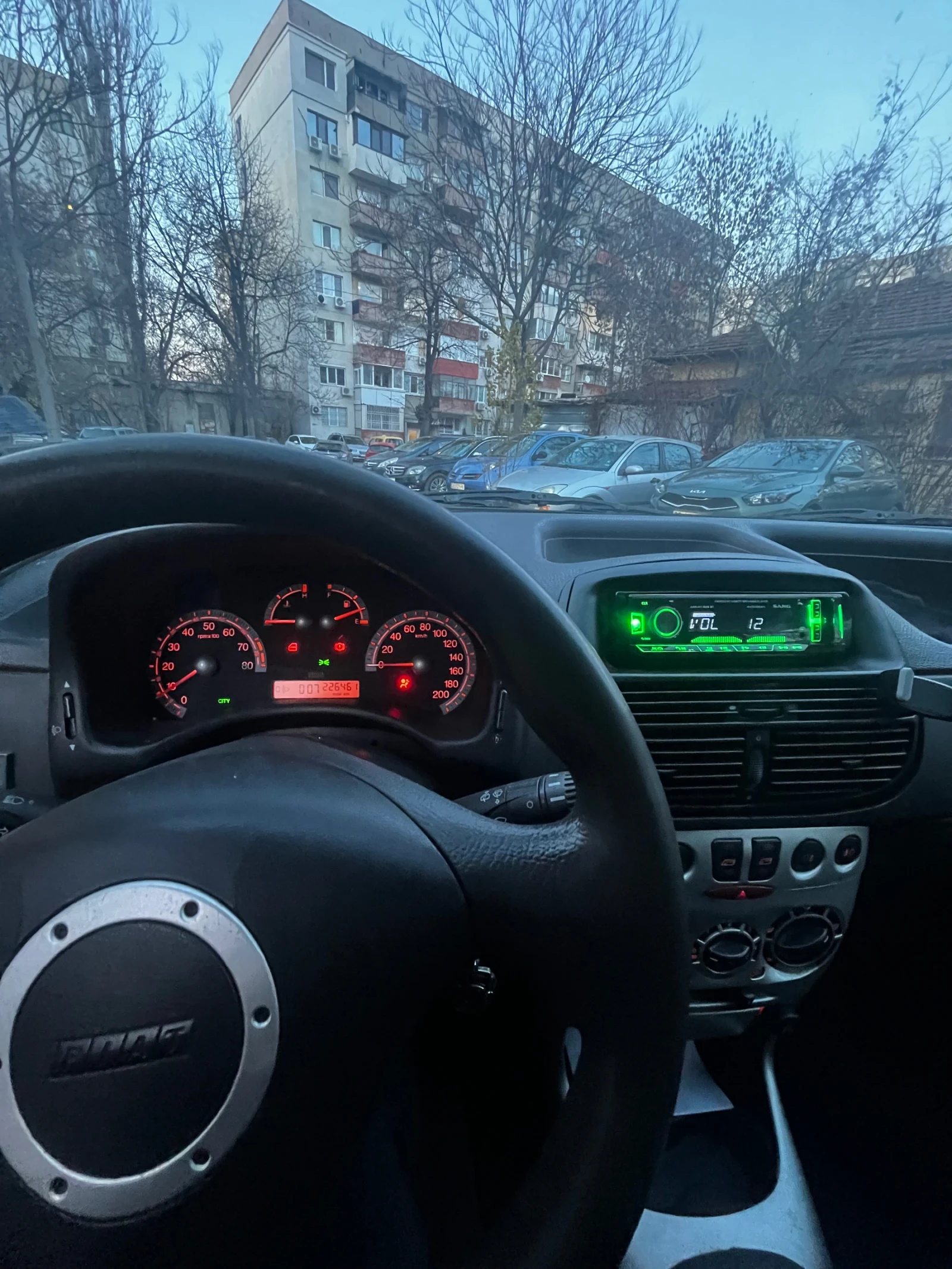 Fiat Punto 1.2 16v Клима - изображение 5