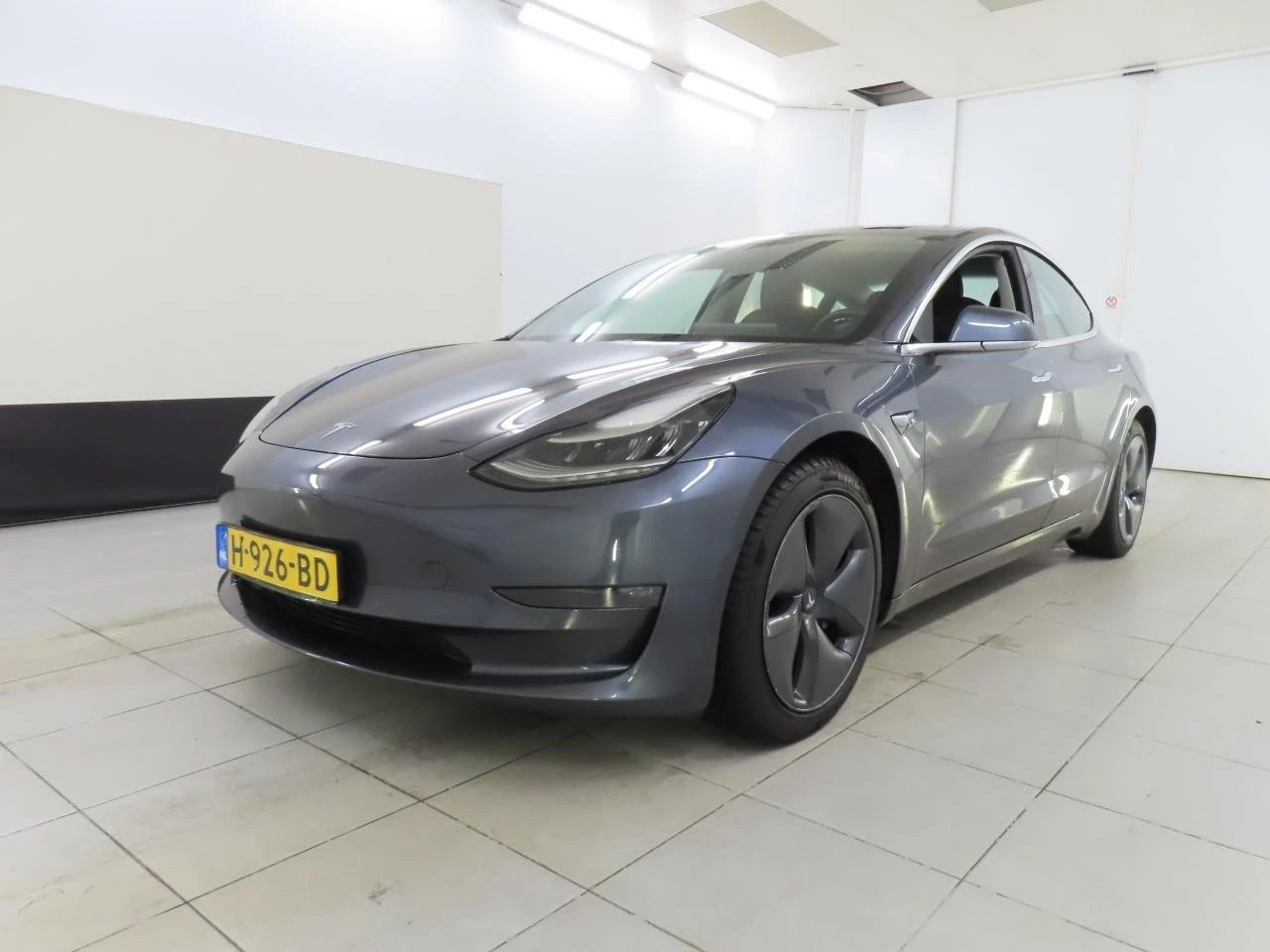 Tesla Model 3  4�4 ���������� �������� | Mobile.bg � ����������� 1