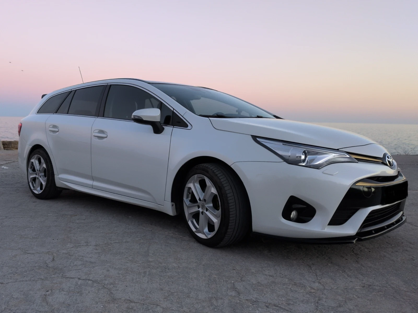Toyota Avensis D4D 2.0, снимка 5 - Автомобили и джипове - 53762083
