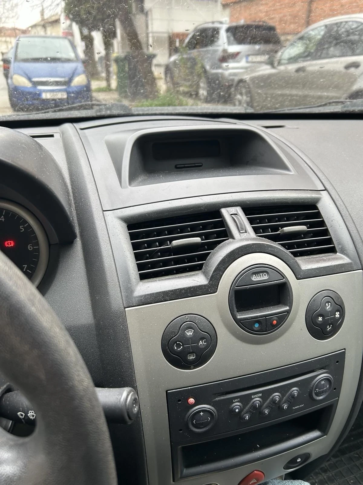 Renault Megane, снимка 4 - Автомобили и джипове - 53937420