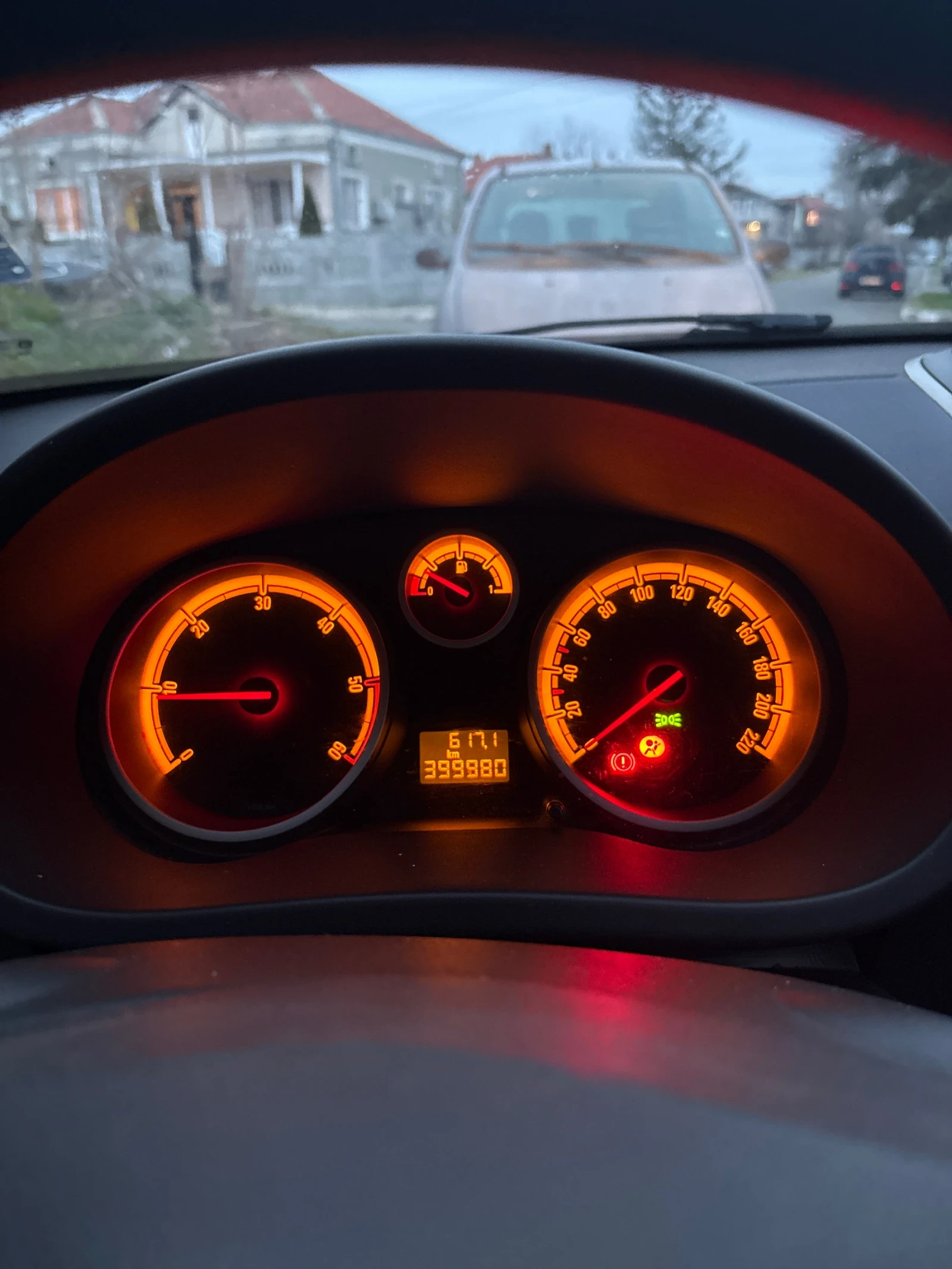 Opel Corsa 1.3, снимка 9 - Автомобили и джипове - 53937760