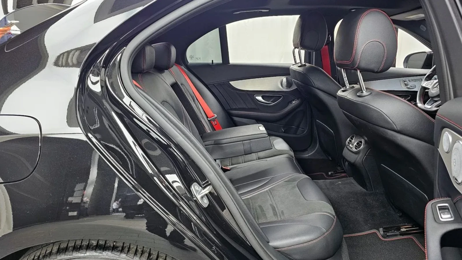 Mercedes-Benz C 43 AMG 4MATIC | BURMESTER | HEAD-UP | ДВОЙНА ПАНОРАМА, снимка 8 - Автомобили и джипове - 54591806
