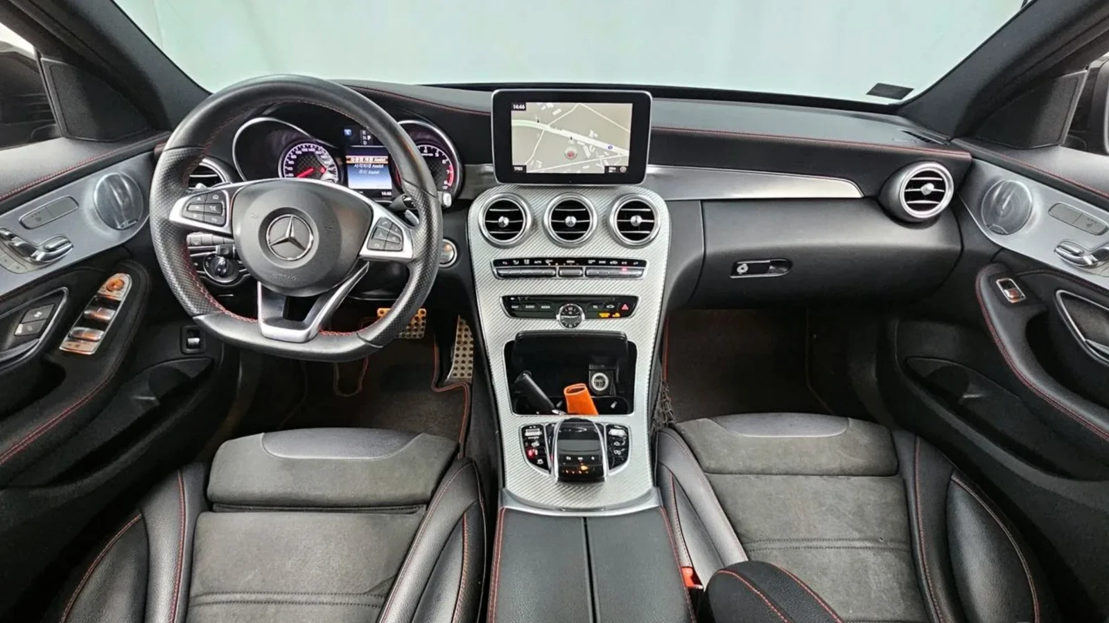 Mercedes-Benz C 43 AMG 4MATIC | BURMESTER | HEAD-UP | ДВОЙНА ПАНОРАМА, снимка 9 - Автомобили и джипове - 54591806