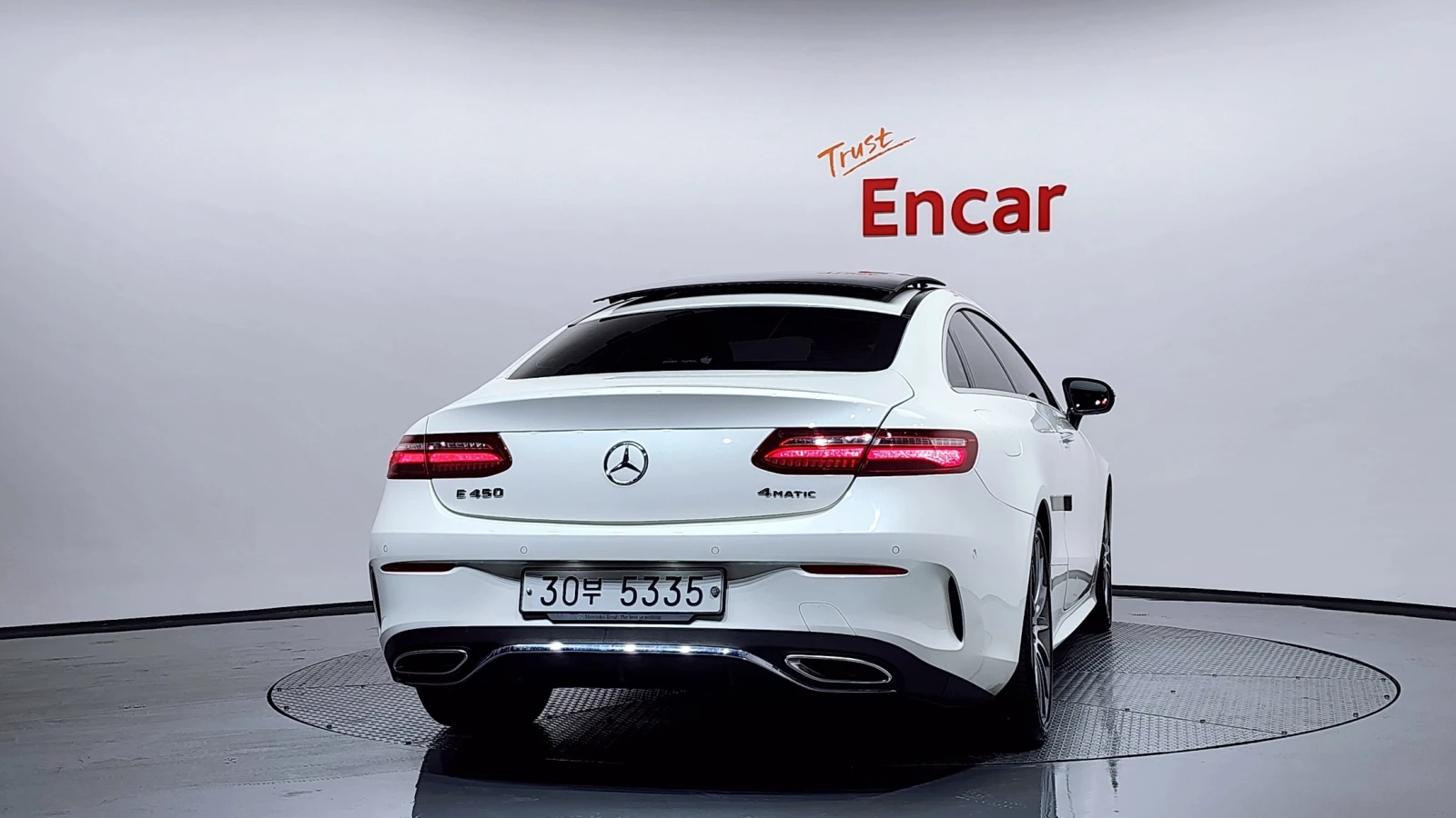 Mercedes-Benz E 450 3.0 4MATIC, FULL, снимка 4 - Автомобили и джипове - 55220919