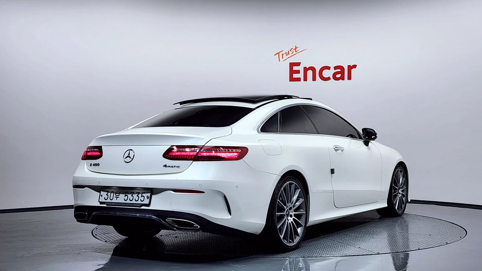 Mercedes-Benz E 450 3.0 4MATIC, FULL, снимка 2 - Автомобили и джипове - 55220919