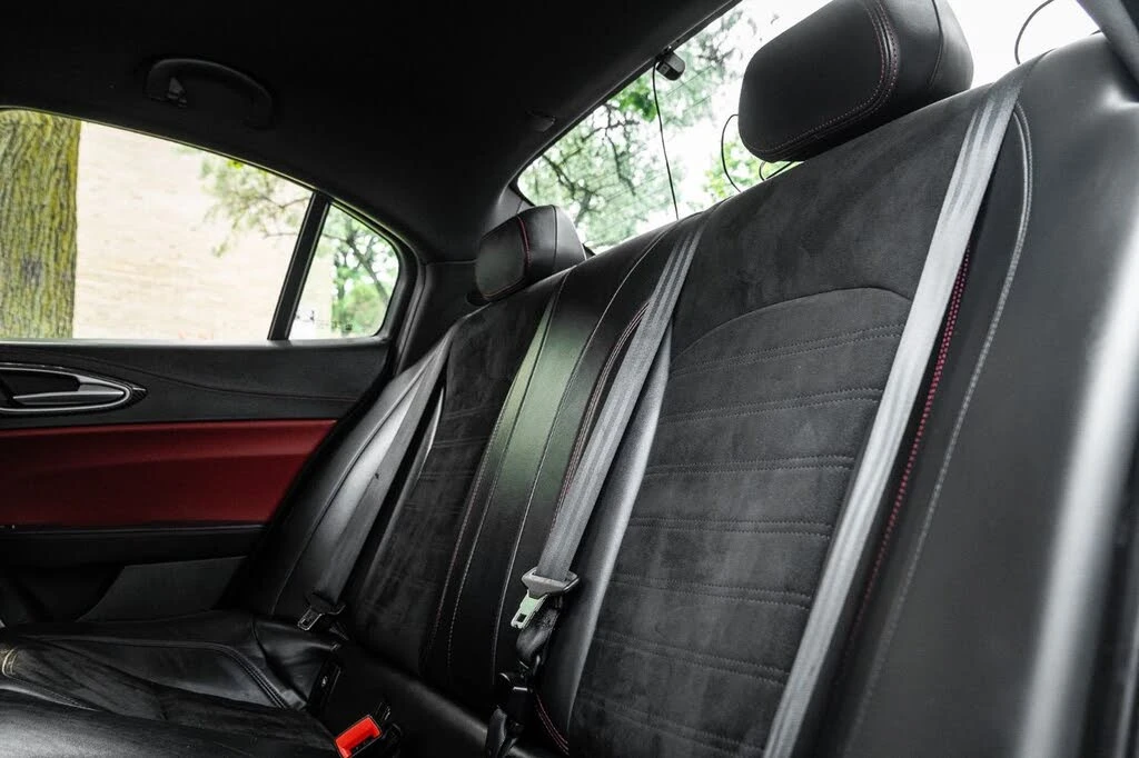 Alfa Romeo Giulia Quadrifoglio, снимка 17 - Автомобили и джипове - 55386094