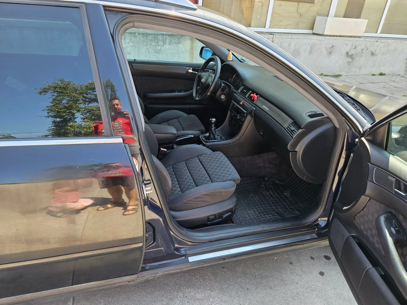 Audi A6 1.9TDI 4X4, снимка 12 - Автомобили и джипове - 55602384