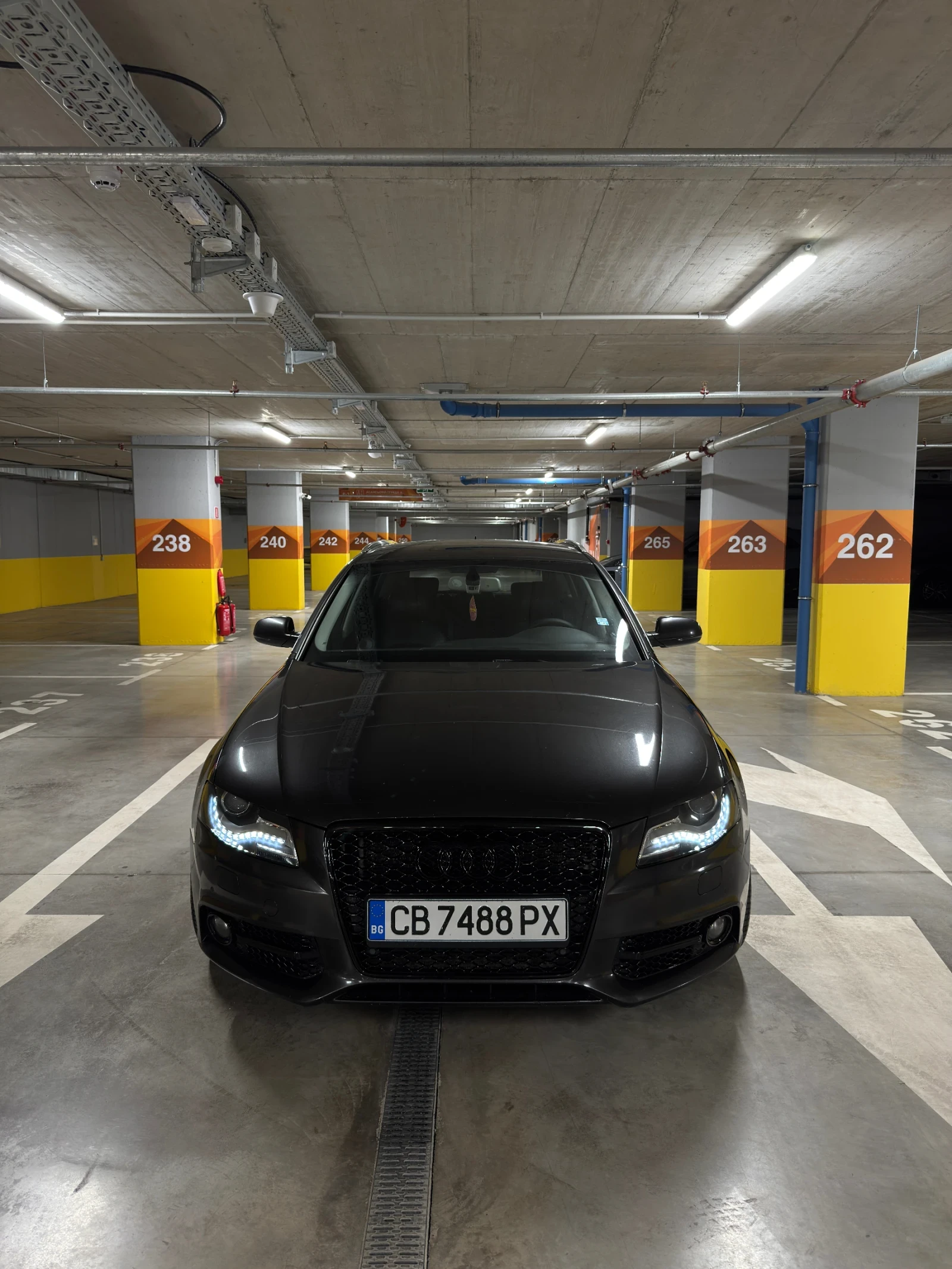 Audi A4, снимка 3 - Автомобили и джипове - 55849632