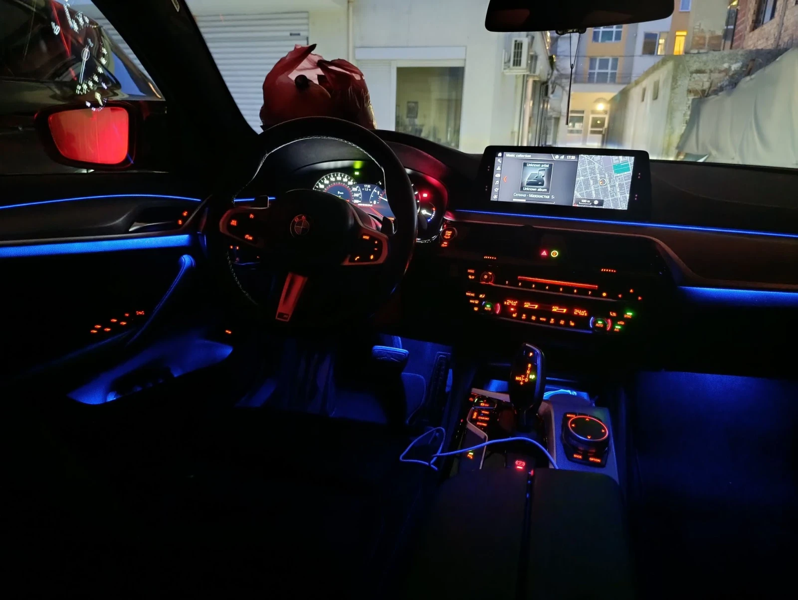 BMW 530 XD M performance, снимка 9 - Автомобили и джипове - 56483201