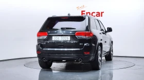 Jeep Grand cherokee OVERLAND| 8ZF| DISTRONIC| ОБДУХ| ПАНО, снимка 4