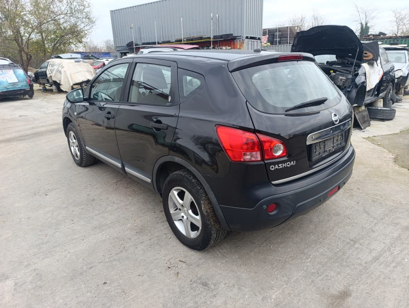Nissan Qashqai 1, 5 DCI, снимка 5 - Автомобили и джипове - 50066756