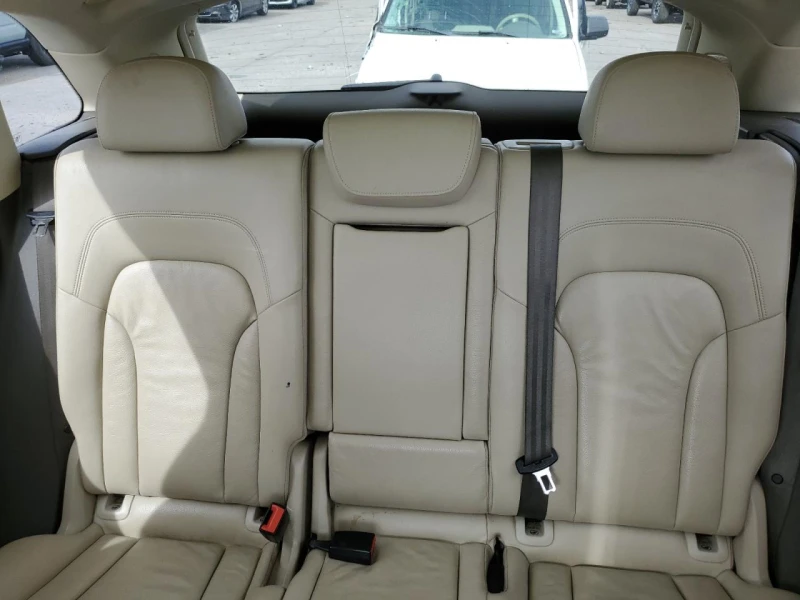 Audi Q5 PREMIUM + S LINE, снимка 10 - Автомобили и джипове - 47190004