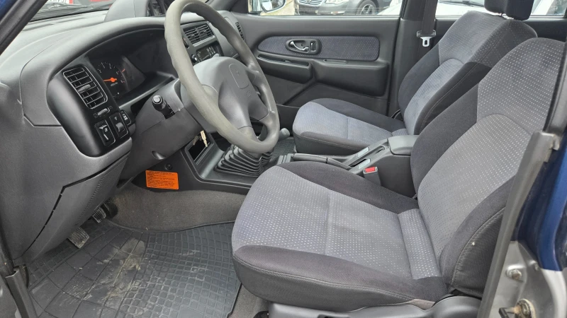Mitsubishi L200, снимка 8 - Автомобили и джипове - 53476675