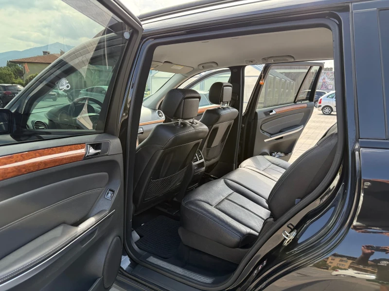 Mercedes-Benz GL 320, снимка 8 - Автомобили и джипове - 53502234