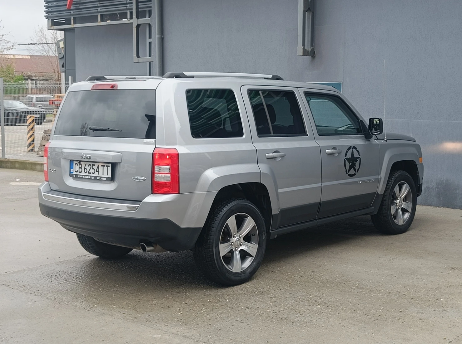 Jeep Patriot SPORT 2.4L DOHC 16V - изображение 9