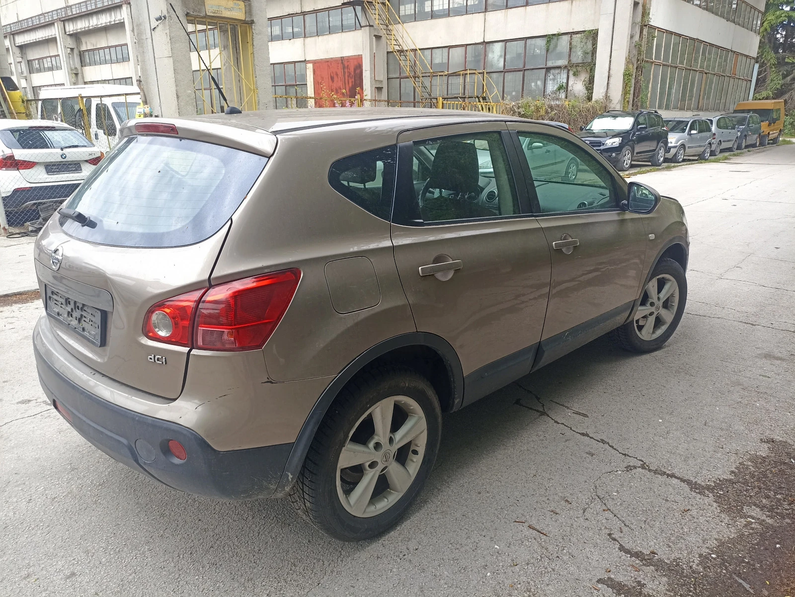 Nissan Qashqai 1, 5 DCI - изображение 5