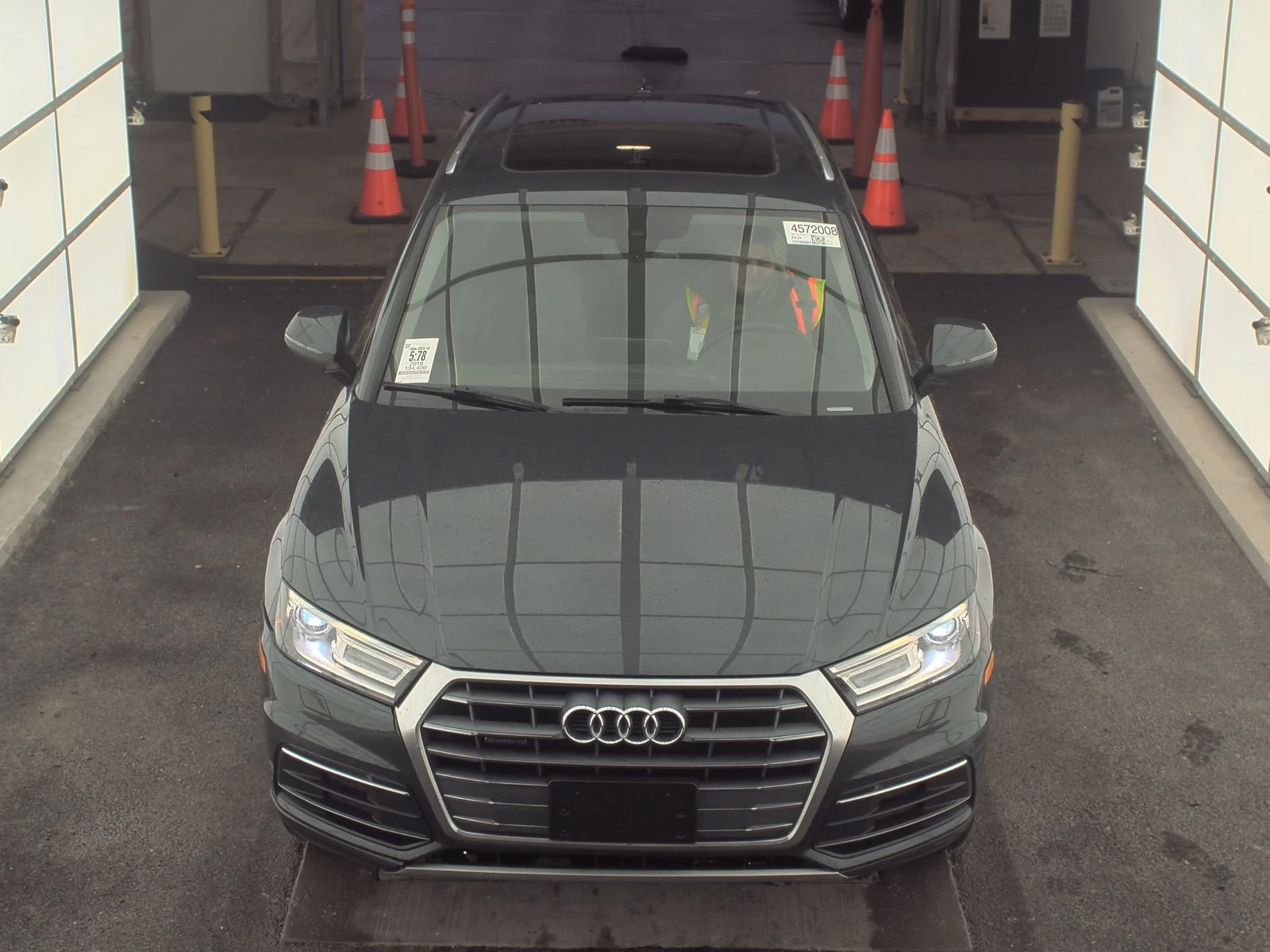 Audi Q5 Premium* Диг.табло* Подгрев* Keyless* Пано*  - изображение 2