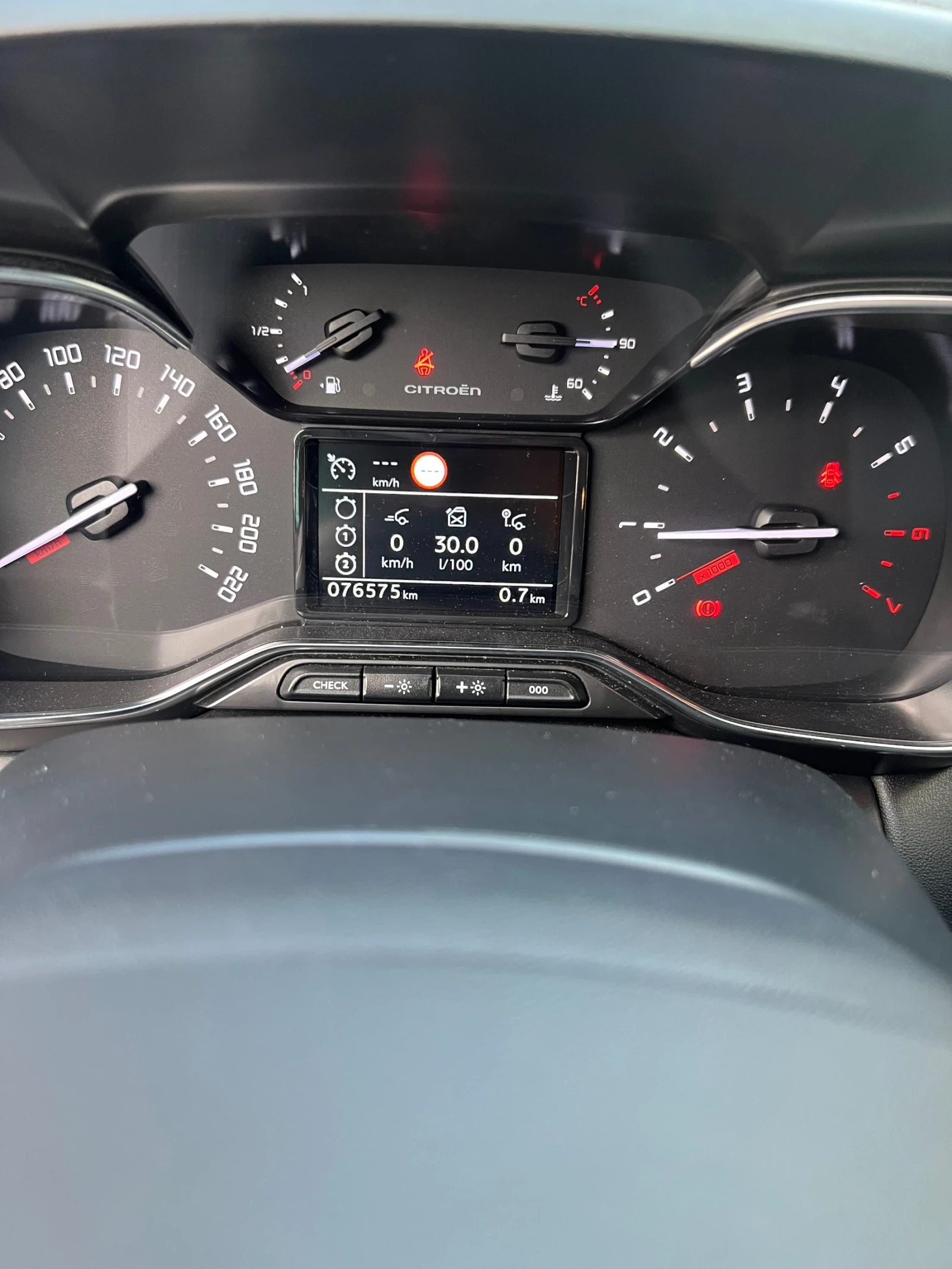 Citroen C3 Aircross 1.2 S&S 110 кс | Mobile.bg — изображение 13