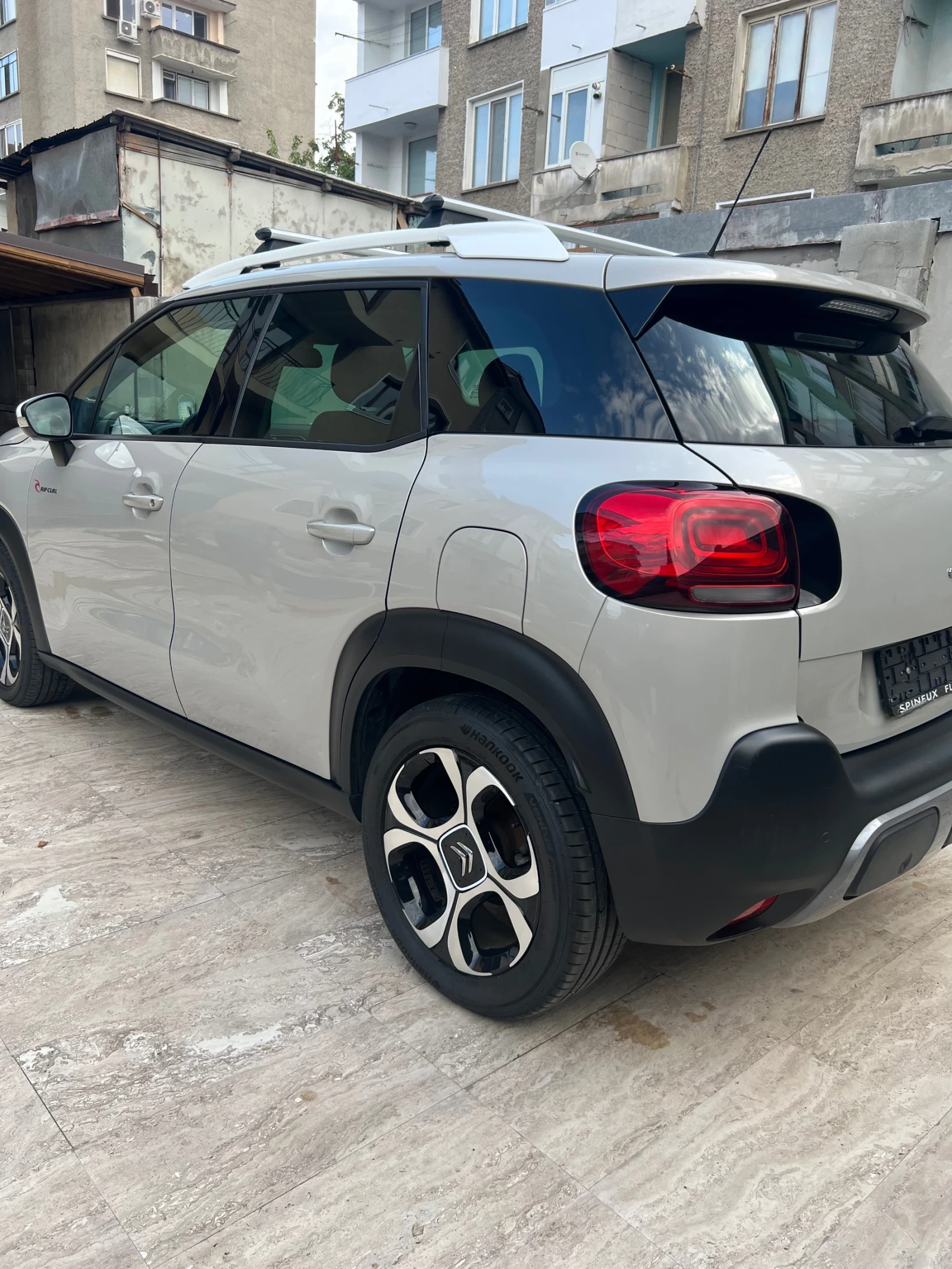 Citroen C3 Aircross 1.2 S&S 110 кс - изображение 3