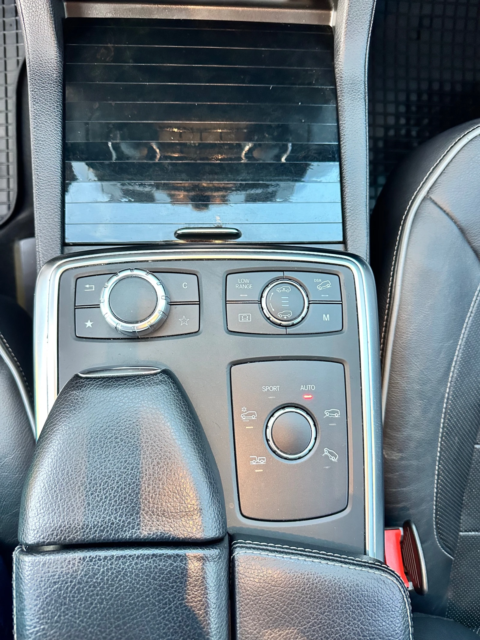 Mercedes-Benz GL 350 AMG-4MATIC-PANORAMA-360CAMERA-7MESTA-FULL, снимка 5 - Автомобили и джипове - 53985930