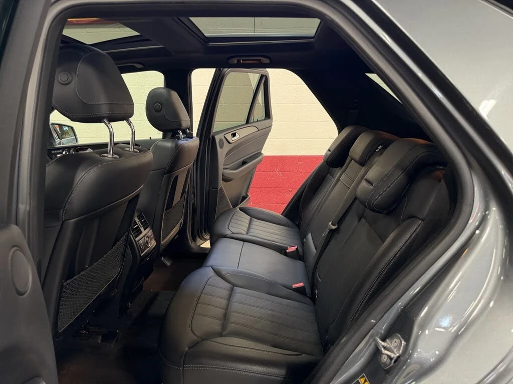 Mercedes-Benz GLE 400 4MATIC* АвтоКредит* (ЦЕНА ДО БГ), снимка 8 - Автомобили и джипове - 54056626