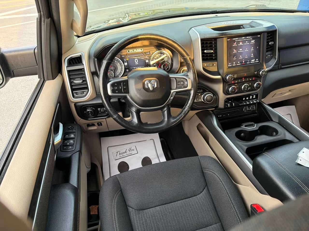 Dodge RAM 1500 * Big Horn * CARFAX * БЕЗ ПЪРВОНАЧАЛНА ВНОСКА, снимка 5 - Автомобили и джипове - 54706707