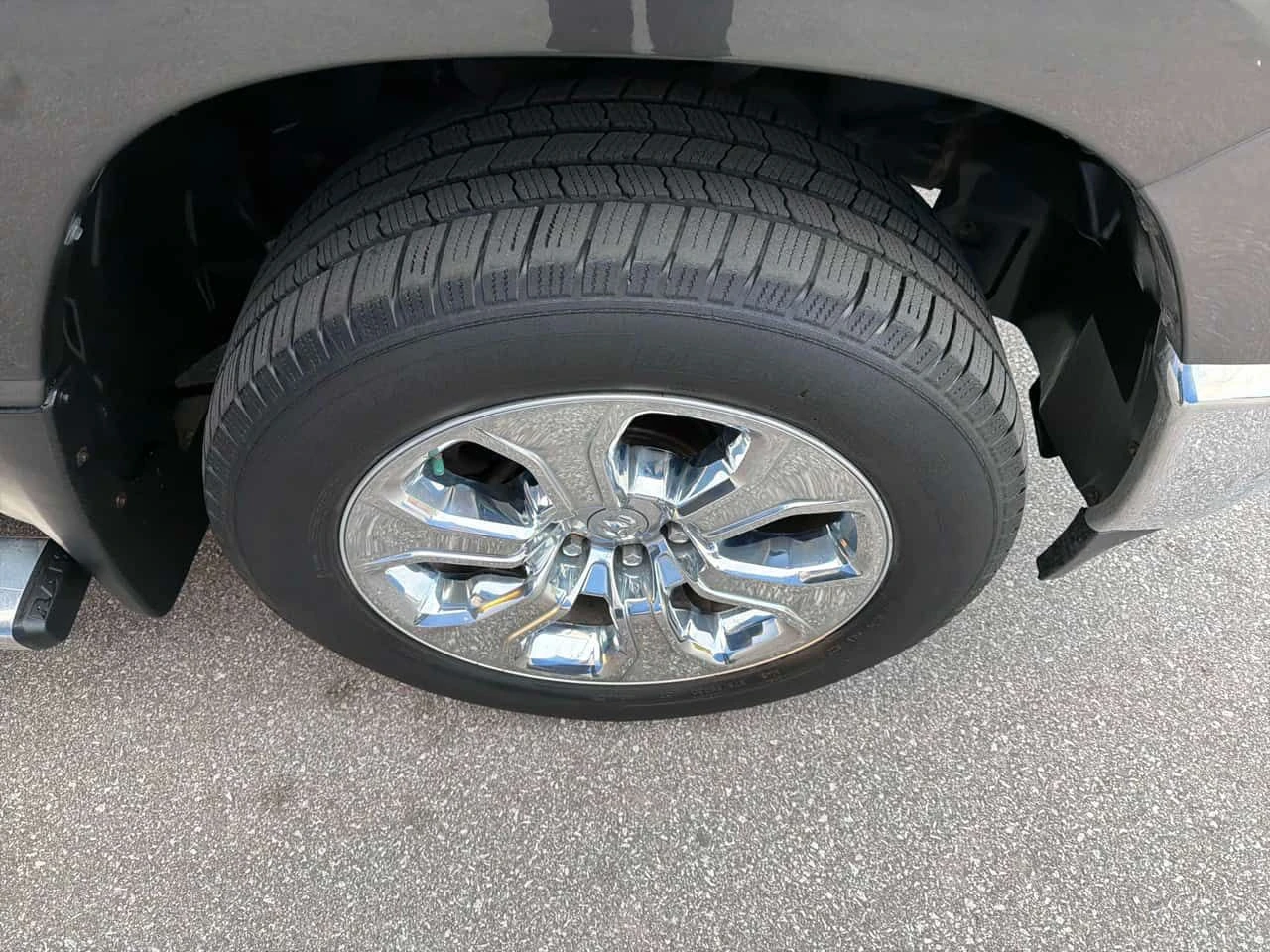 Dodge RAM 1500 * Big Horn * CARFAX * БЕЗ ПЪРВОНАЧАЛНА ВНОСКА, снимка 13 - Автомобили и джипове - 54706707