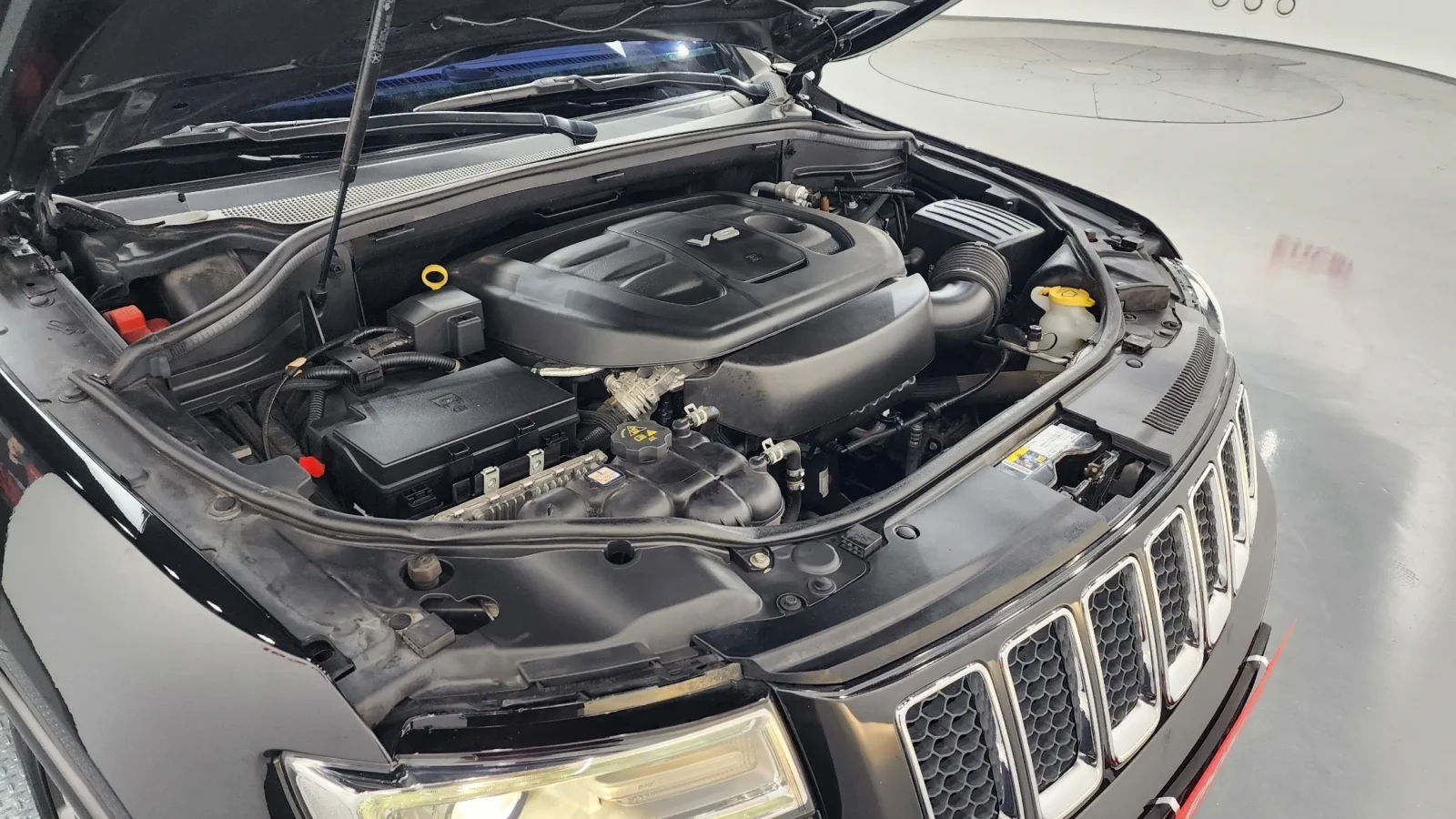 Jeep Grand cherokee OVERLAND| 8ZF| DISTRONIC| �����| ���� | Mobile.bg � ����������� 15