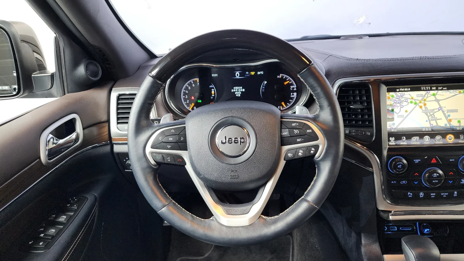 Jeep Grand cherokee OVERLAND| 8ZF| DISTRONIC| �����| ���� | Mobile.bg � ����������� 7