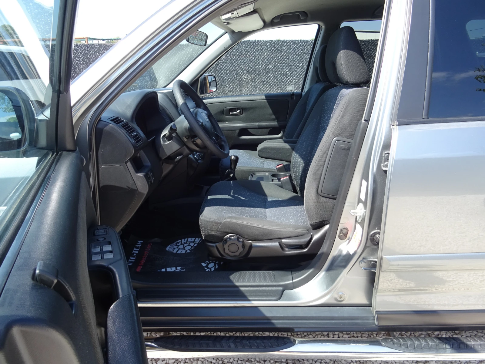 Honda Cr-v 2.2 i-CTDi 140 к.с. 4x4 | КАМЕРА, снимка 10 - Автомобили и джипове - 56040532