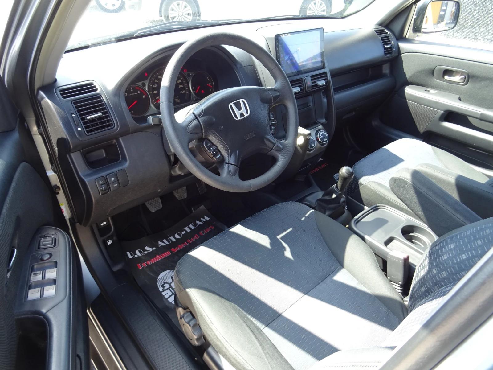 Honda Cr-v 2.2 i-CTDi 140 к.с. 4x4 | КАМЕРА, снимка 9 - Автомобили и джипове - 56040532