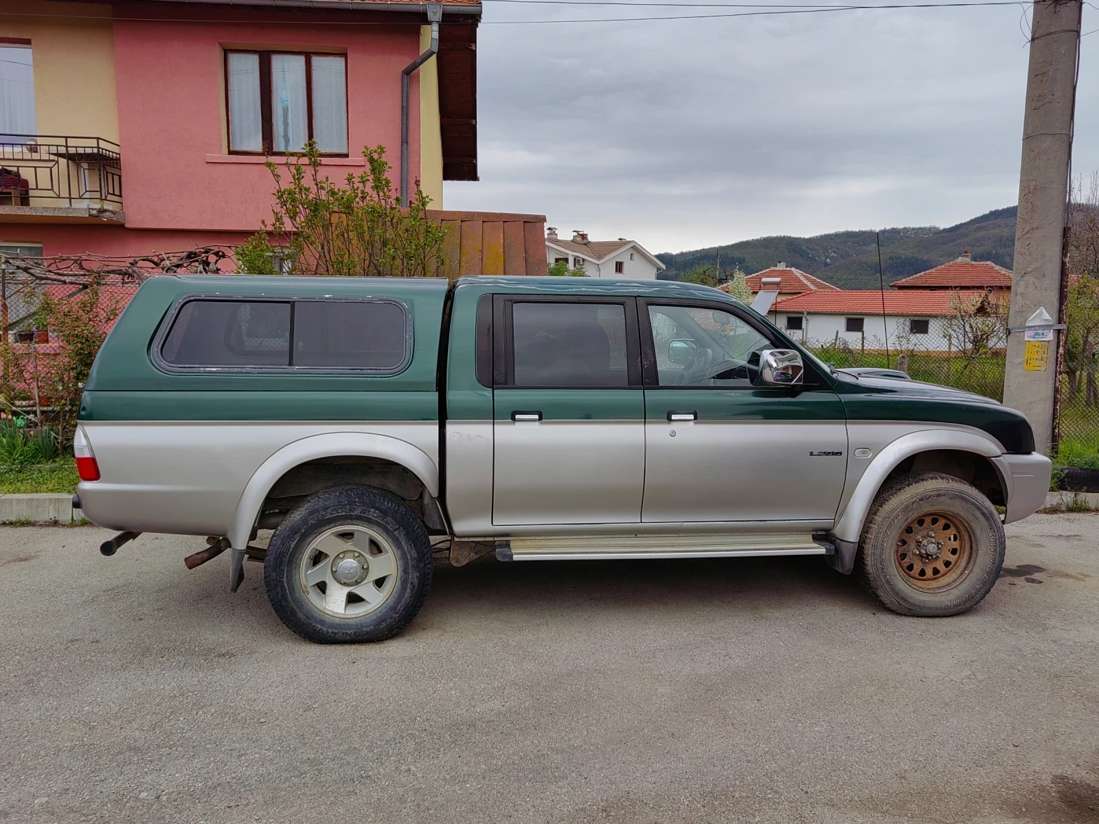 Mitsubishi L200, снимка 3 - Автомобили и джипове - 56645253