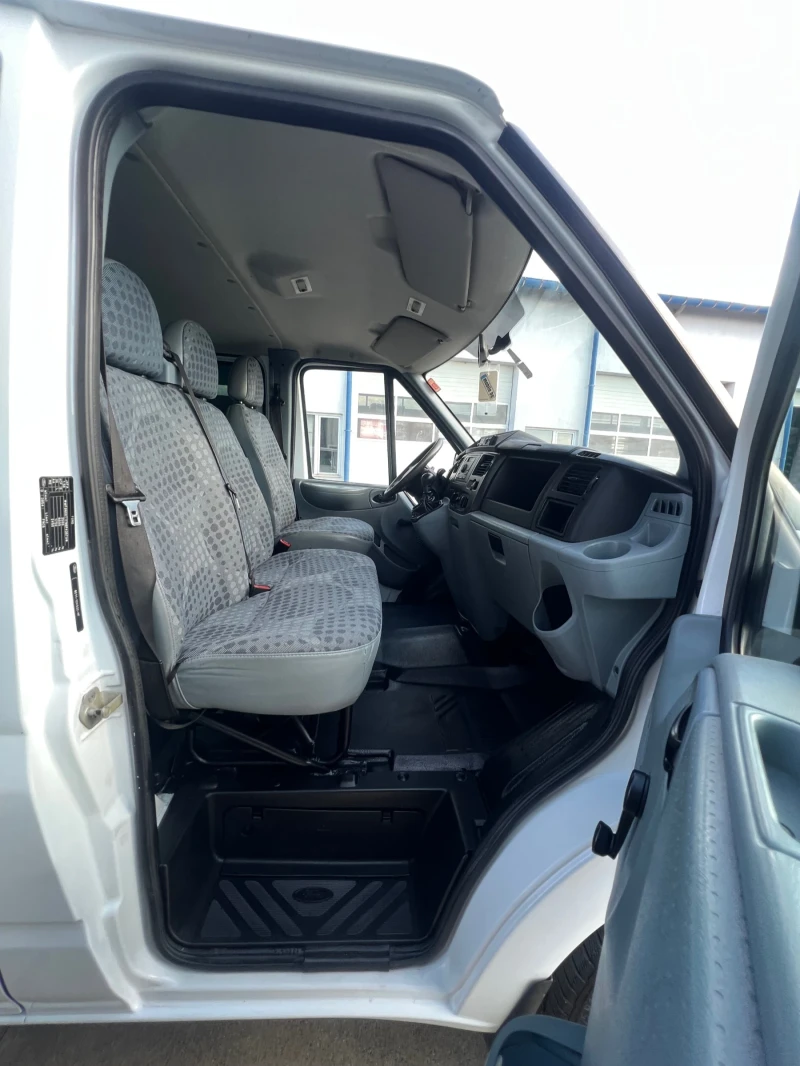 Ford Transit Климатик / 130 000 км.пробег!, снимка 14 - Бусове и автобуси - 50701075