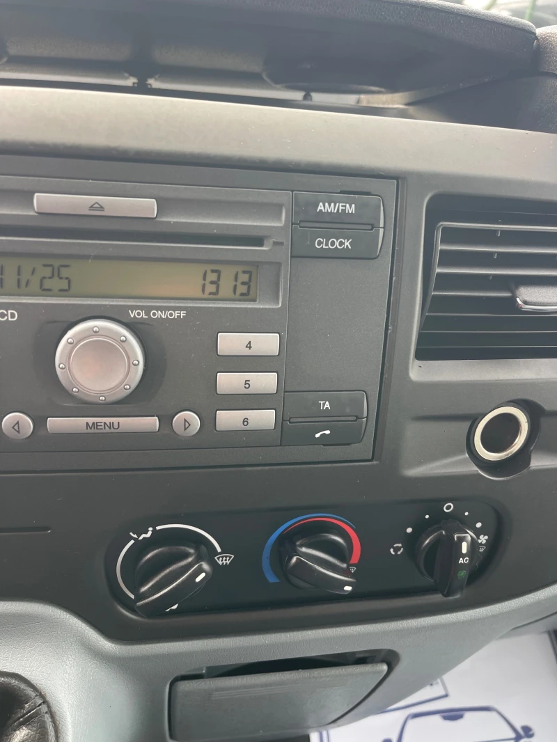 Ford Transit 2.2DCI 6М. Климатик, снимка 13 - Бусове и автобуси - 52519398