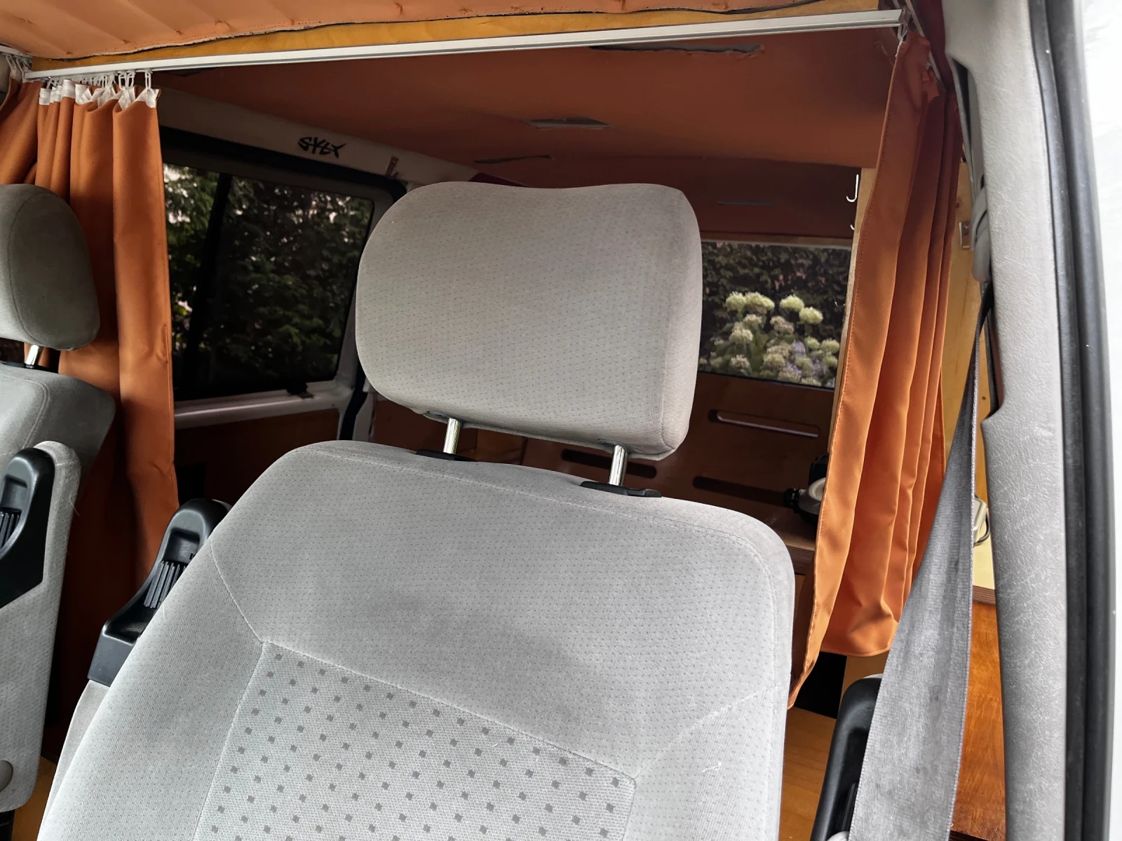 Кемпер VW Т4 caravelle 2.5, снимка 11 - Каравани и кемпери - 56144892